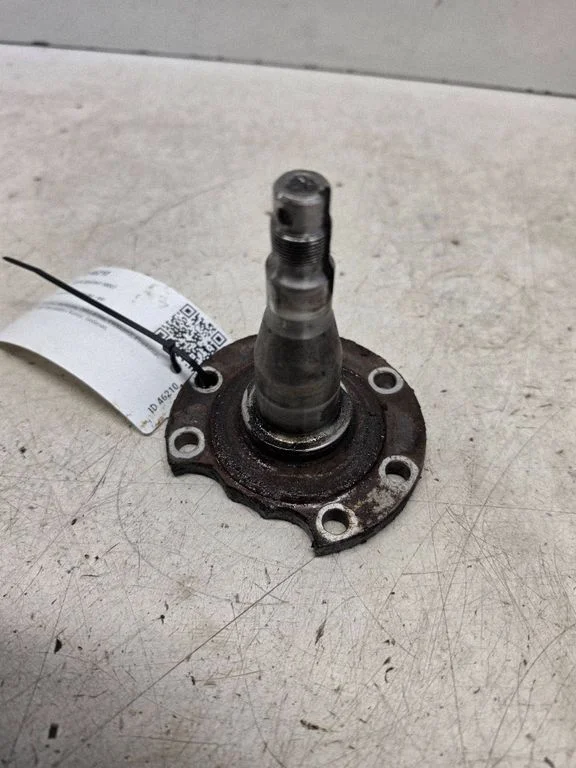Stub axle – Audi A4 S4 B5 8D (1994-1999)