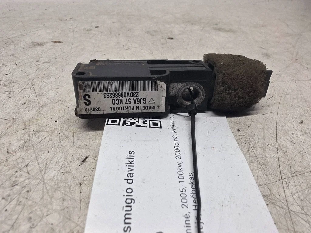 Airbag deployment crash/impact sensor GJ6A57KCO