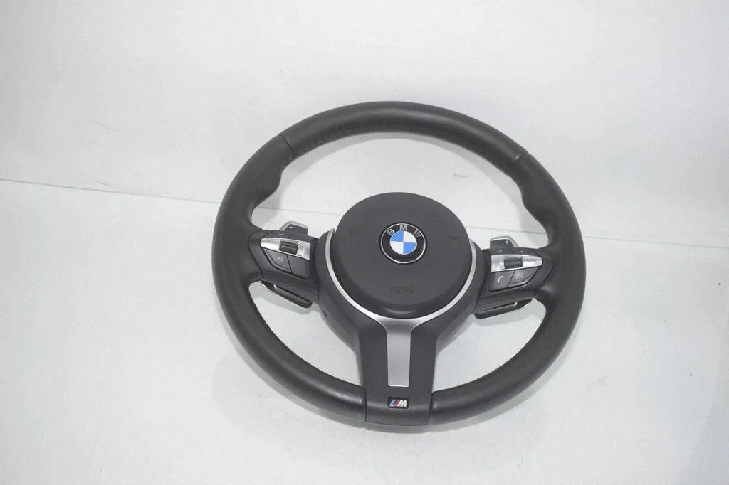 Steering wheel 7848338