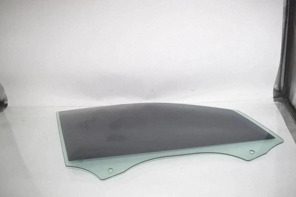 Front door window glass four-door – BMW X5M F85 (2014-2018)