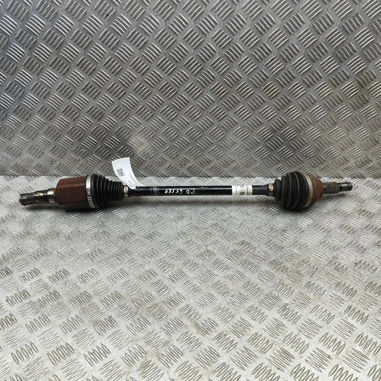 Front driveshaft – Tesla Model Y (2020-)