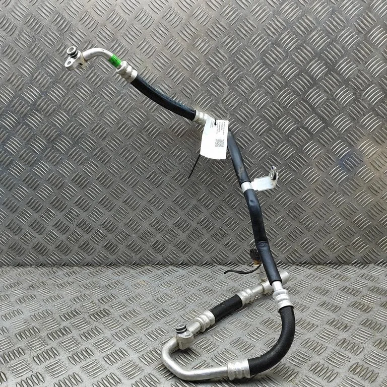 Przewody klimatyzacji EM2EY8108120