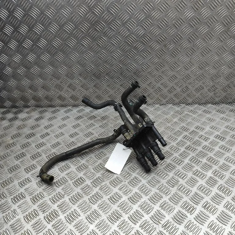 Motora dzesēšanas caurule (-es)/šļūtene (-es)