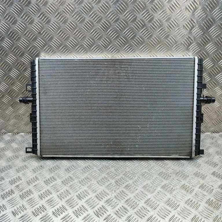 Dzesēšanas šķidruma radiators 160781100C