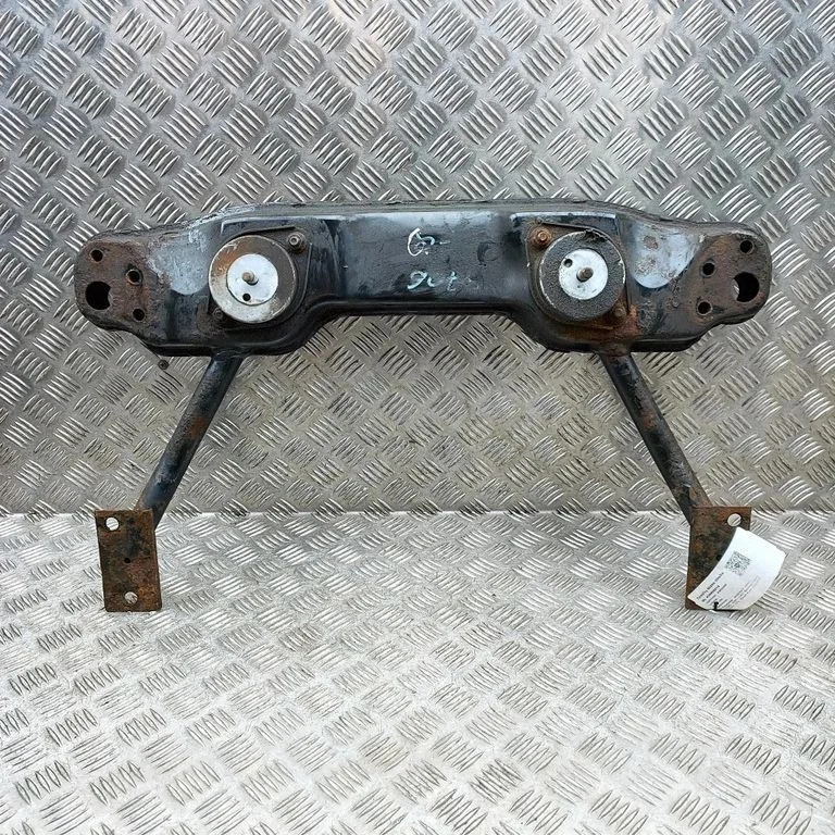 Gearbox mounting bracket 268638