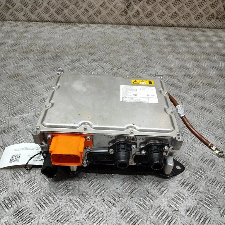 Invertors (sprieguma pārveidotājs) A0009017310