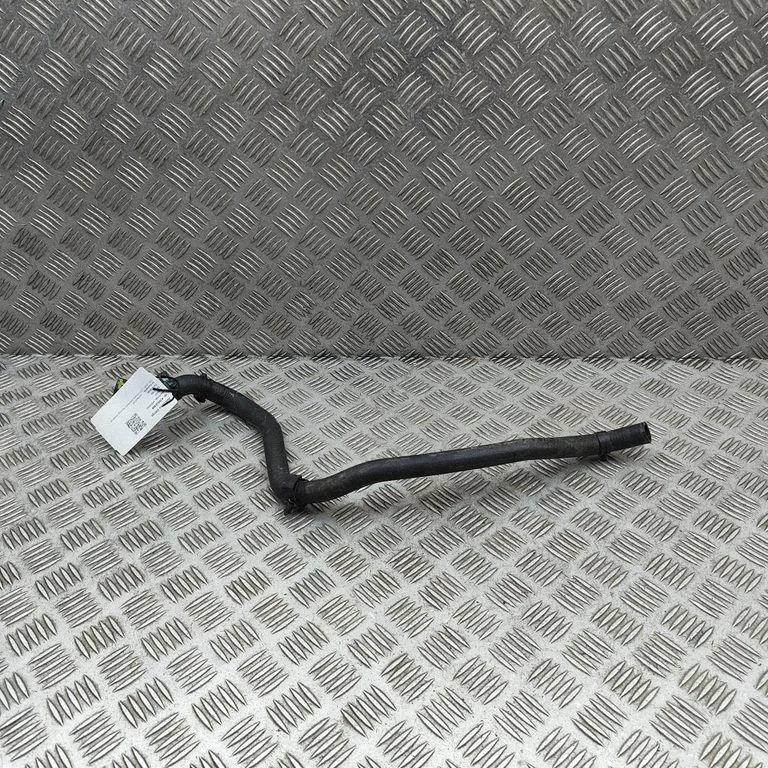 Motora dzesēšanas caurule (-es)/šļūtene (-es) 8032050BG01