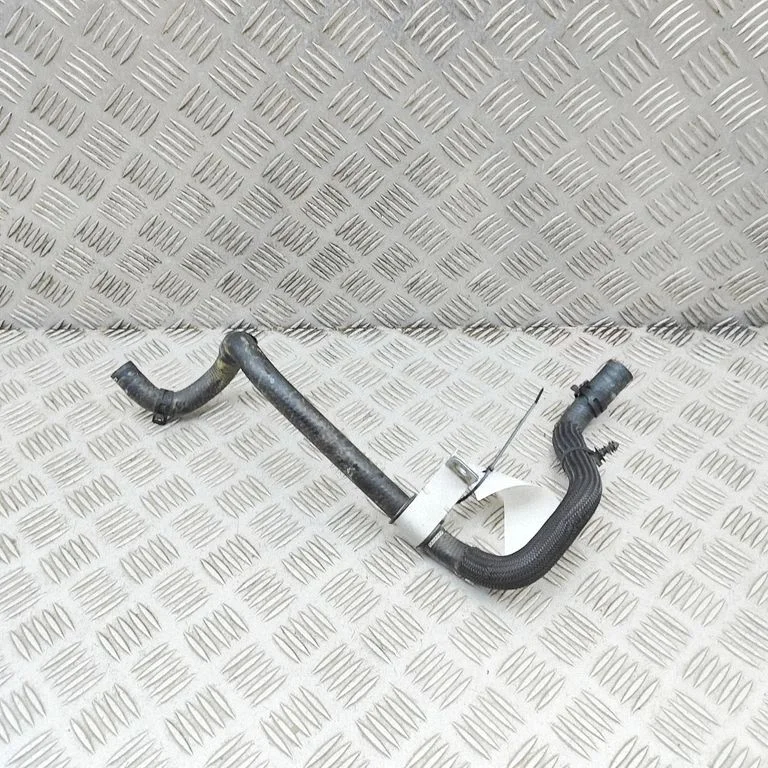 Motora dzesēšanas caurule (-es)/šļūtene (-es) 8031250BA01