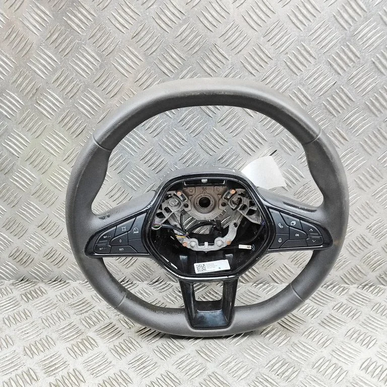 Kierownica 484001596R