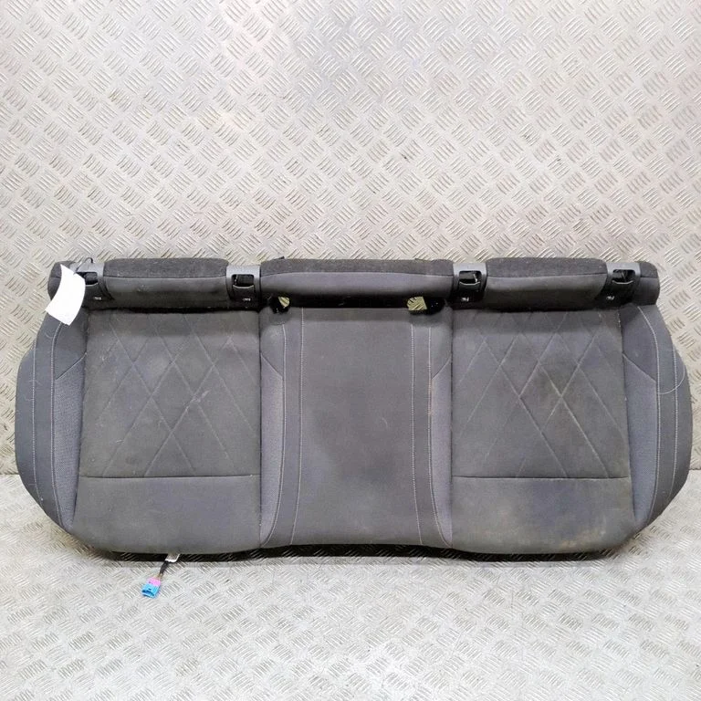 Rear seat 5H0885175Q