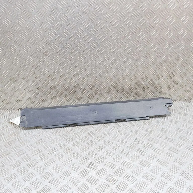 Radiator trim 8666836