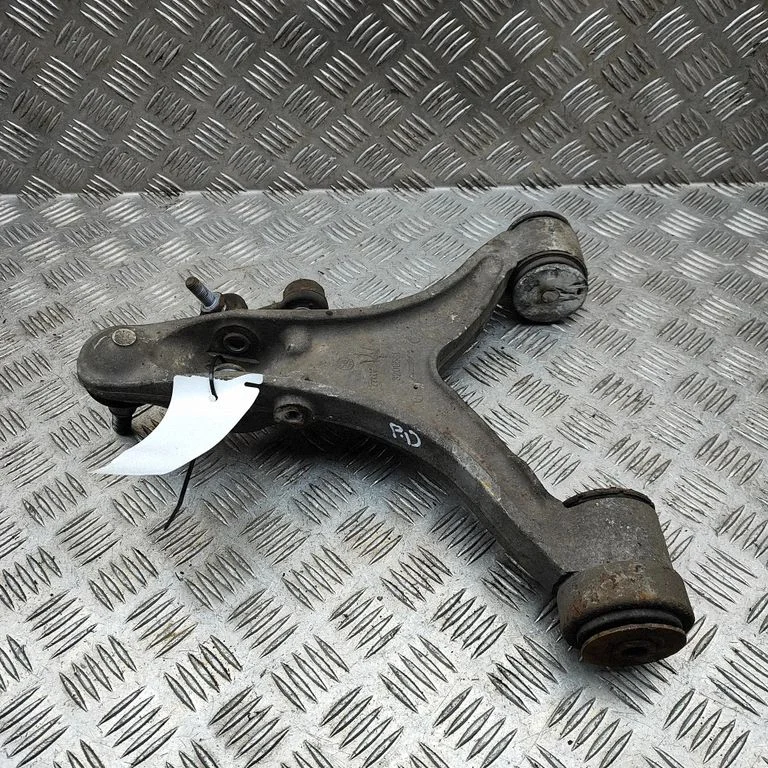 Front lower control arm/wishbone 3206581
