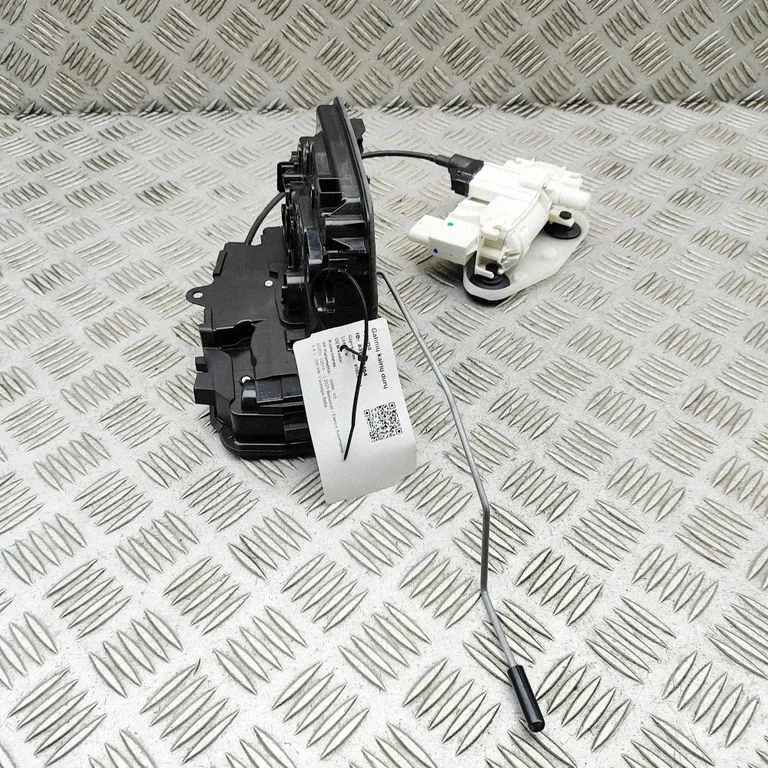 Rear door lock – BMW X5M G05 F95 (2019-)