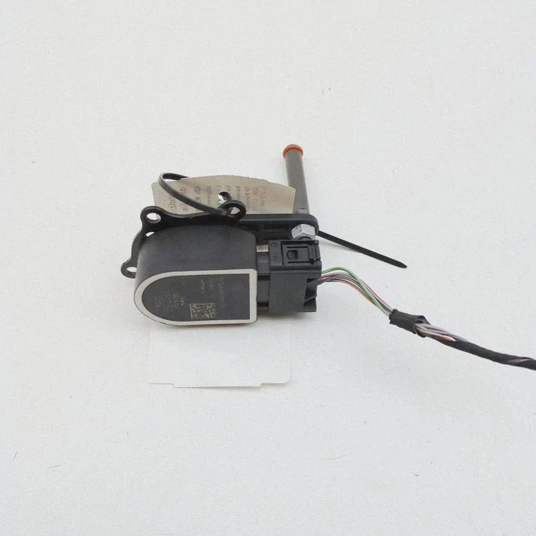 Brake pedal sensor switch 6855309