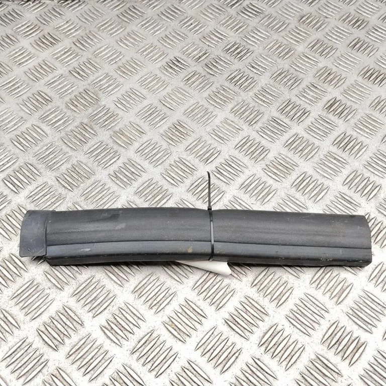 Motora nodalījuma gumija 7425428