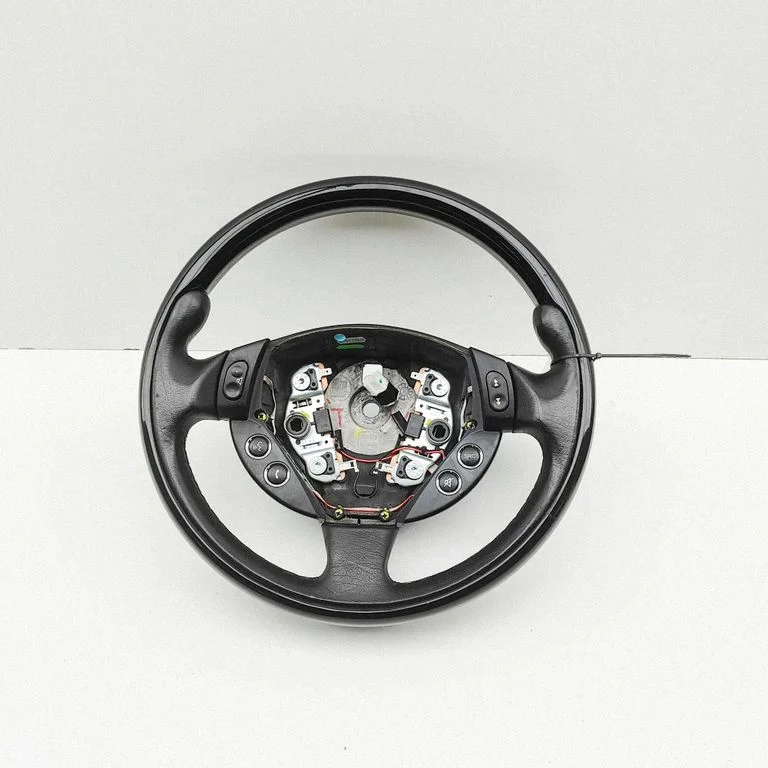 Steering wheel 27328600