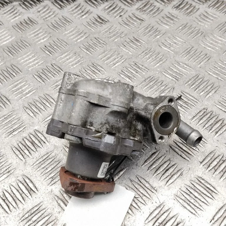Roolivõimendi pump 7651955176