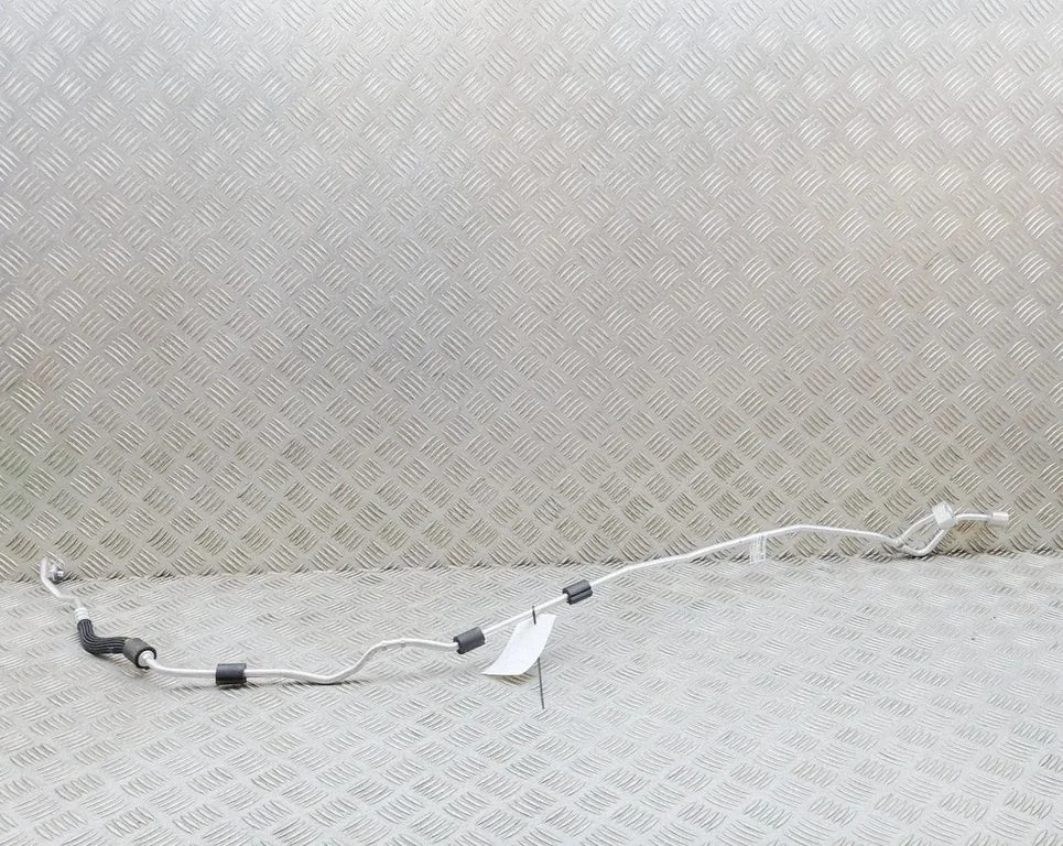 Air conditioning (A/C) pipe/hose 5A593A0