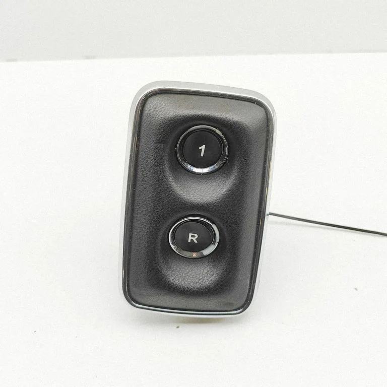 Gear selector mechanism 81040100