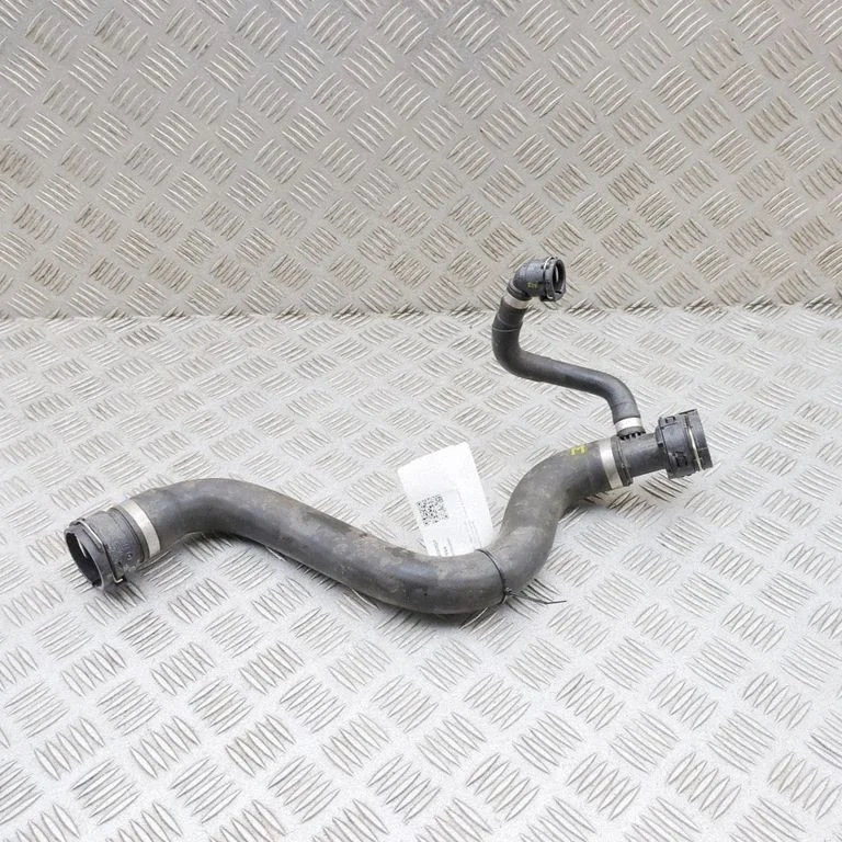 Engine coolant pipe/hose 8654823