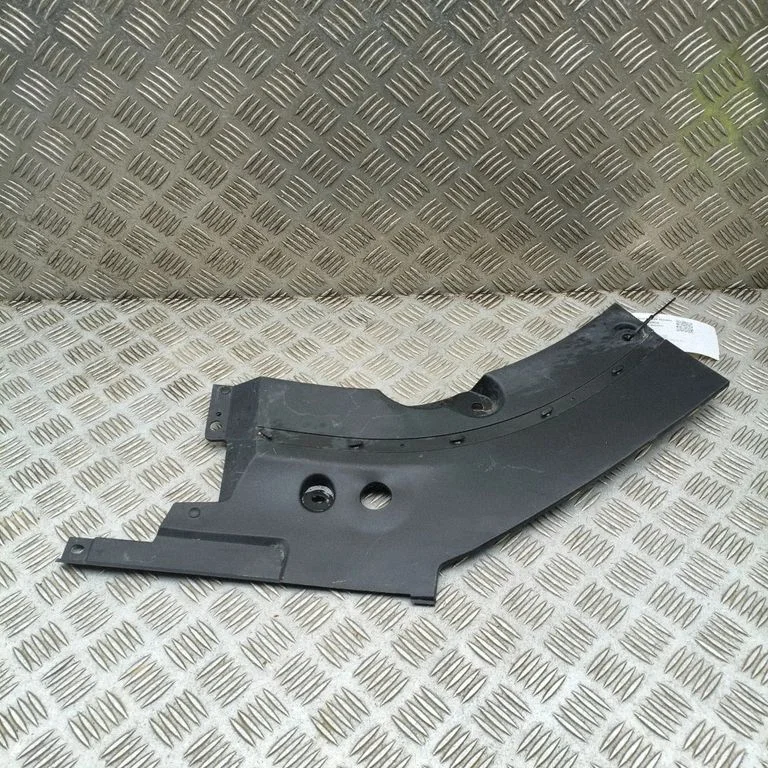 Radiator trim SA3HK5302240A