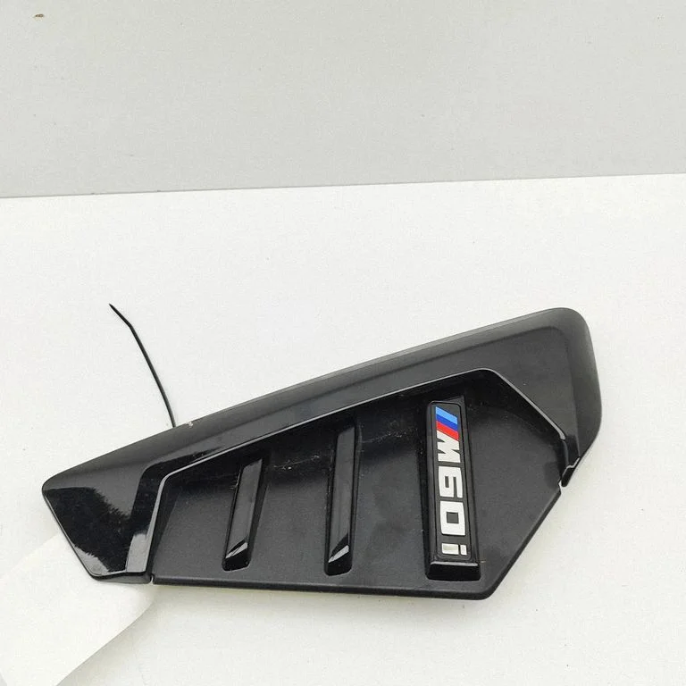 Kratka w błotniku – BMW X5M G05 F95 (2019-)