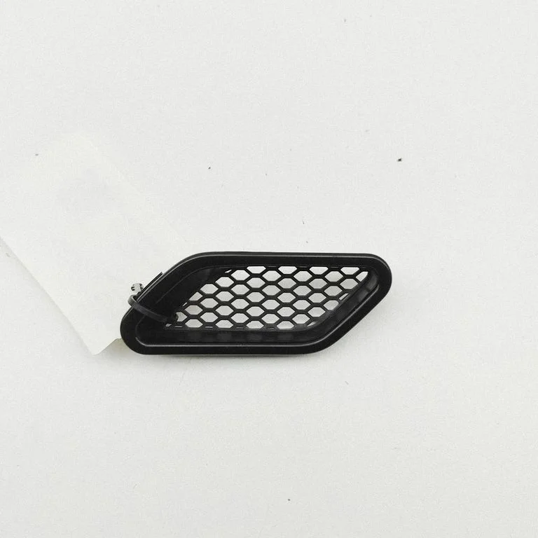 Fender trim (molding) 68265300