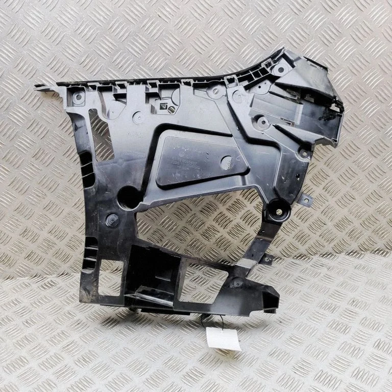 Rear bumper mounting bracket 8085487