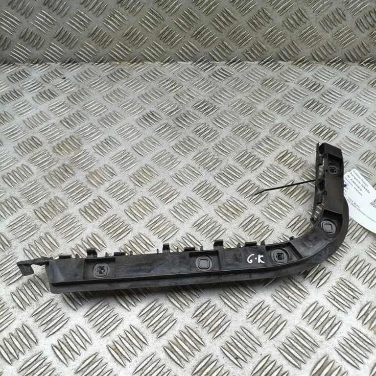 Aizmugurējā bufera turētājs 175709700D