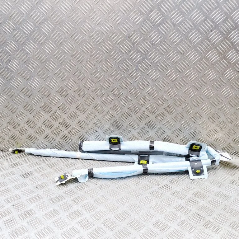Katuse turvapadi (kardin) A1188600002