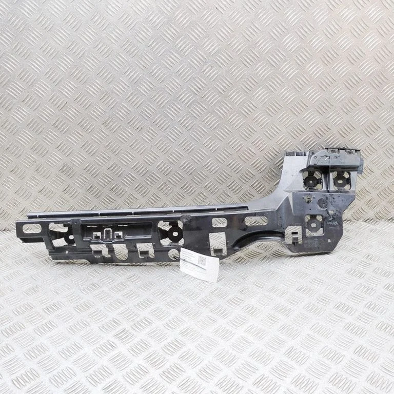 Rear bumper mounting bracket 5A1BF92