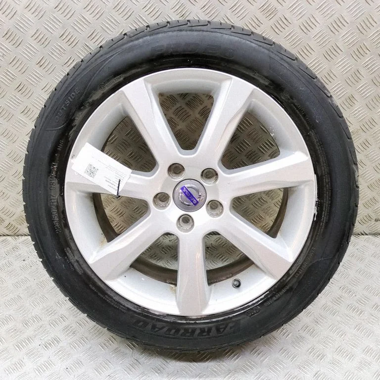 R17 valuvelg (-veljed) – Volvo S60 (2014-2018)