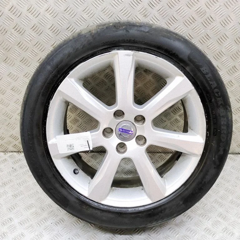 R17 valuvelg (-veljed) – Volvo S60 (2014-2018)