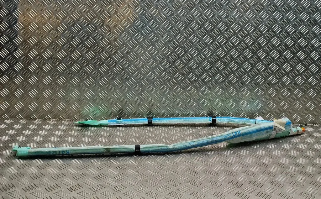 Katuse turvapadi (kardin) 5G4880742A