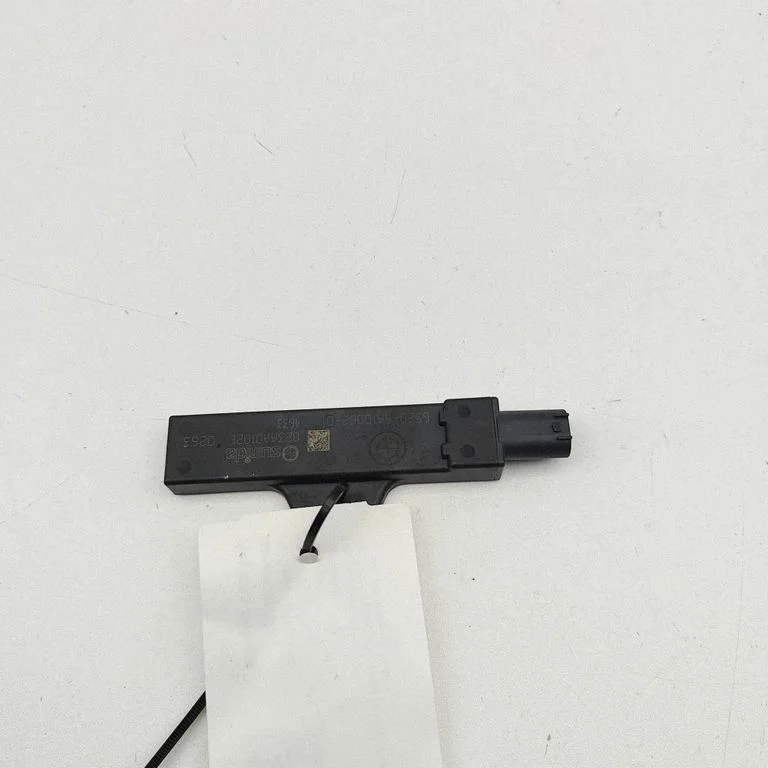 Bezatslēgas sistēmas antena – BMW X5M G05 F95 (2019-)