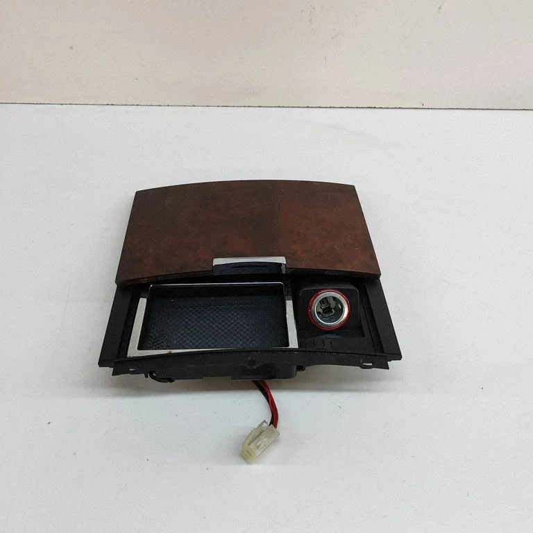Pelnutrauks panelī 7L6863071