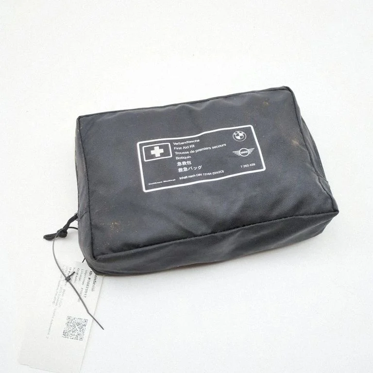First aid kit – BMW 3 Series G20 G21 (2019-)