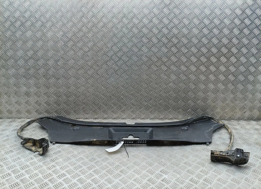 Radiator trim SA3HK5302210A
