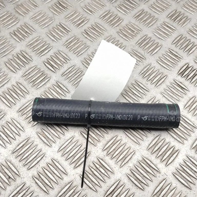 Vahejahuti voolik (-ud)/ toru (-d) 7856176