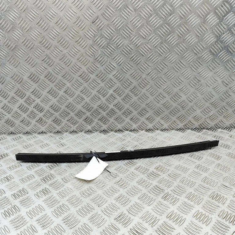 Rear door glass trim molding – BMW X5M G05 F95 (2019-)