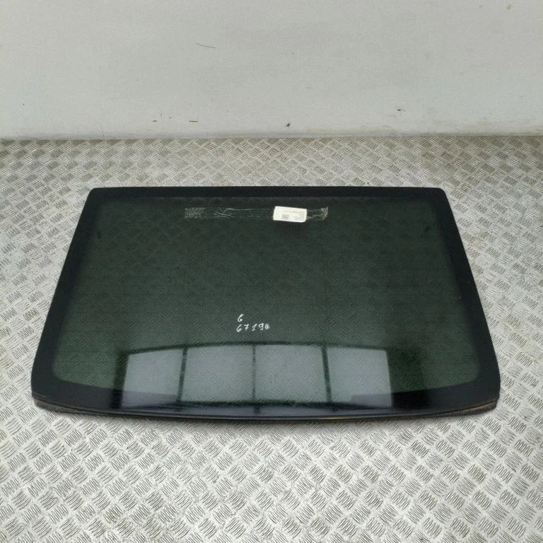 Rear windscreen/windshield window – Volvo S90, V90 (2016-)