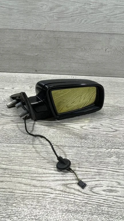 Esiukse elektriline välispeegel – BMW 5-seeria E60 E61 (2004-2010)