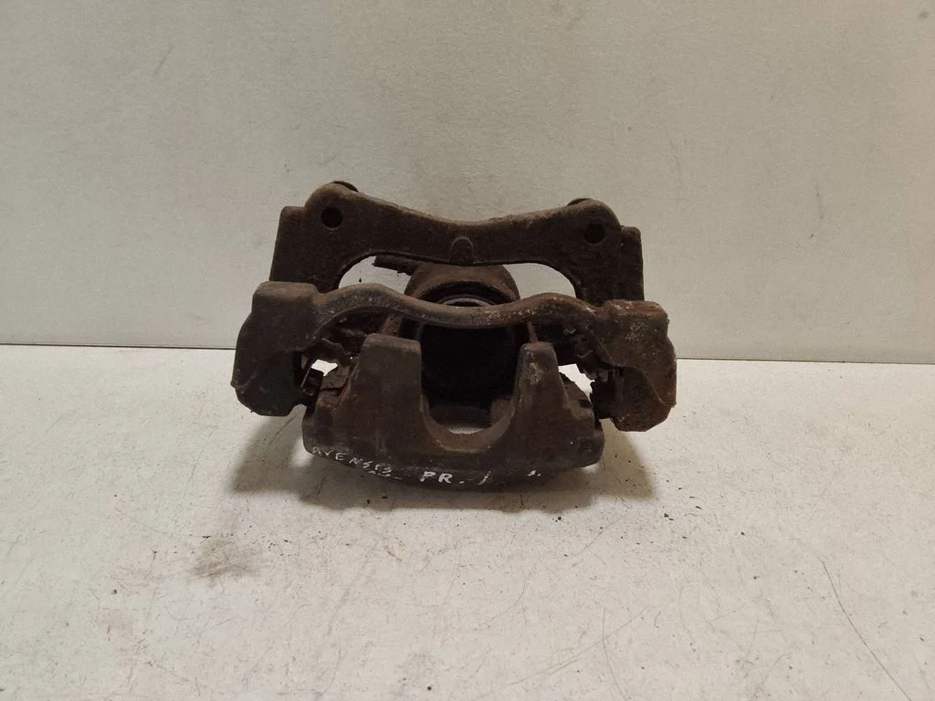 Front brake caliper – left
