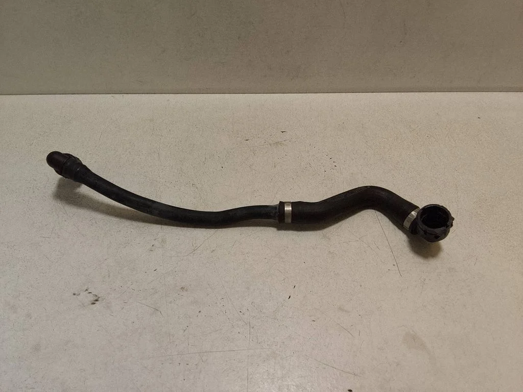 Engine coolant pipe/hose A2068304803