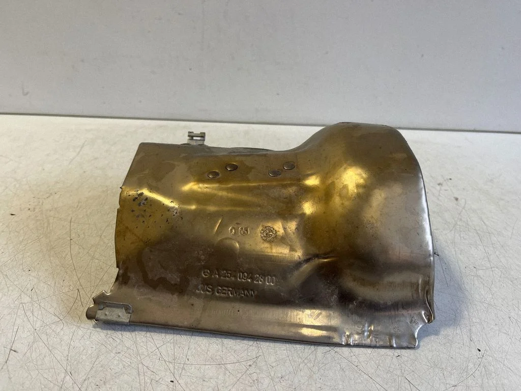 Exhaust heat shield A2540942800