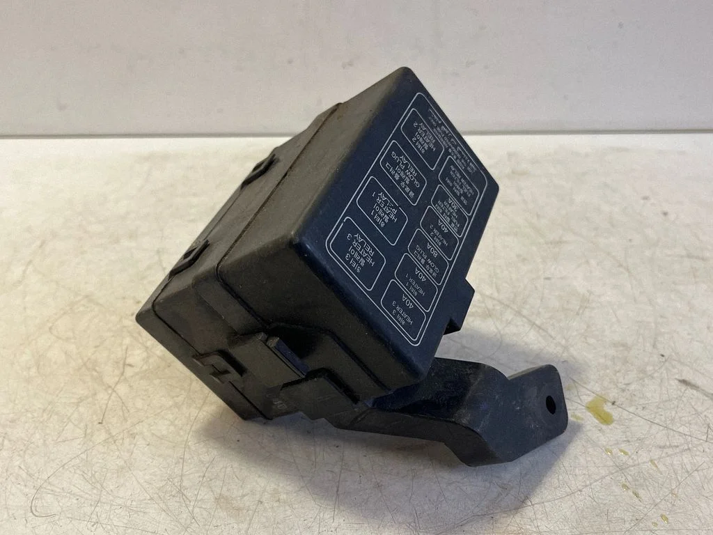 Fuse box set N914262B12203