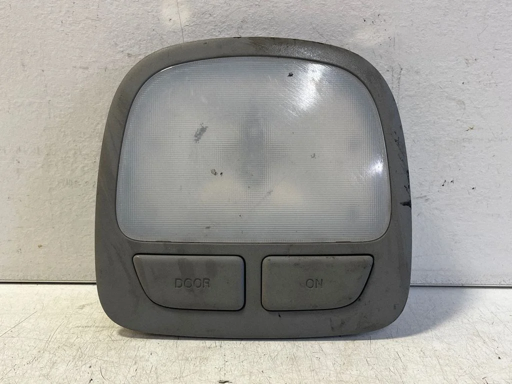 Rear seat light – Hyundai Santa Fe (2006-2012)