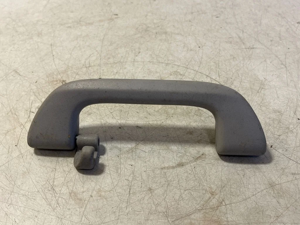 Tagumine lae käepide – Honda CR-V (2007-2012)
