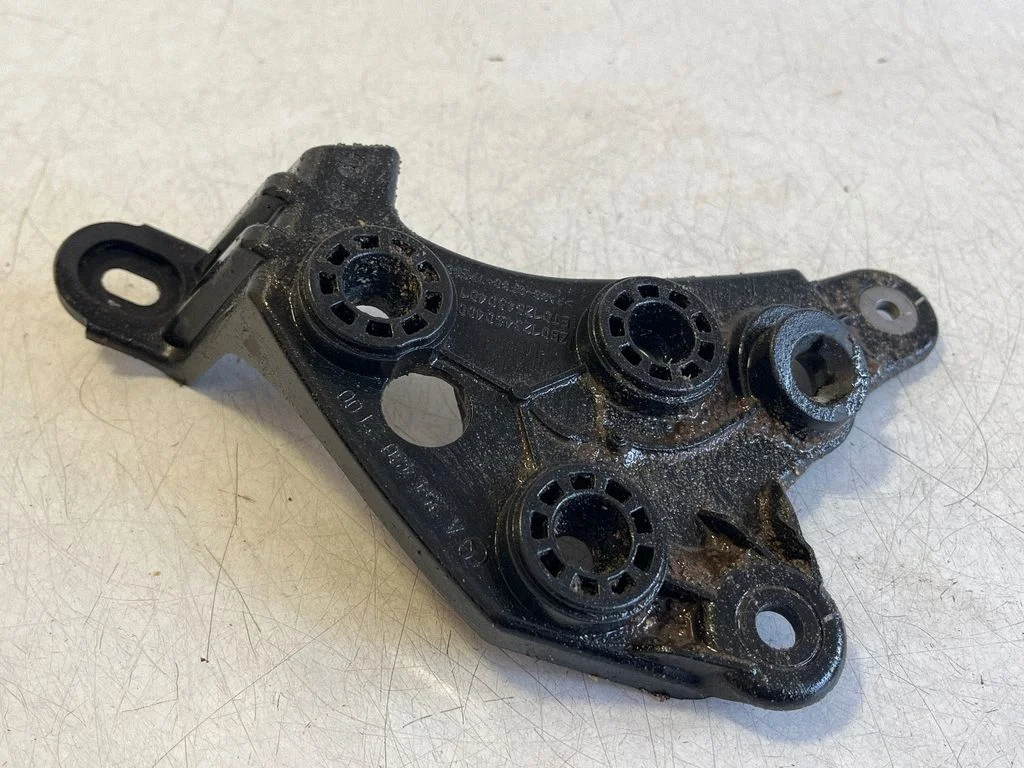 ABS pump bracket – Mercedes-Benz E-Class W214 (2024-)