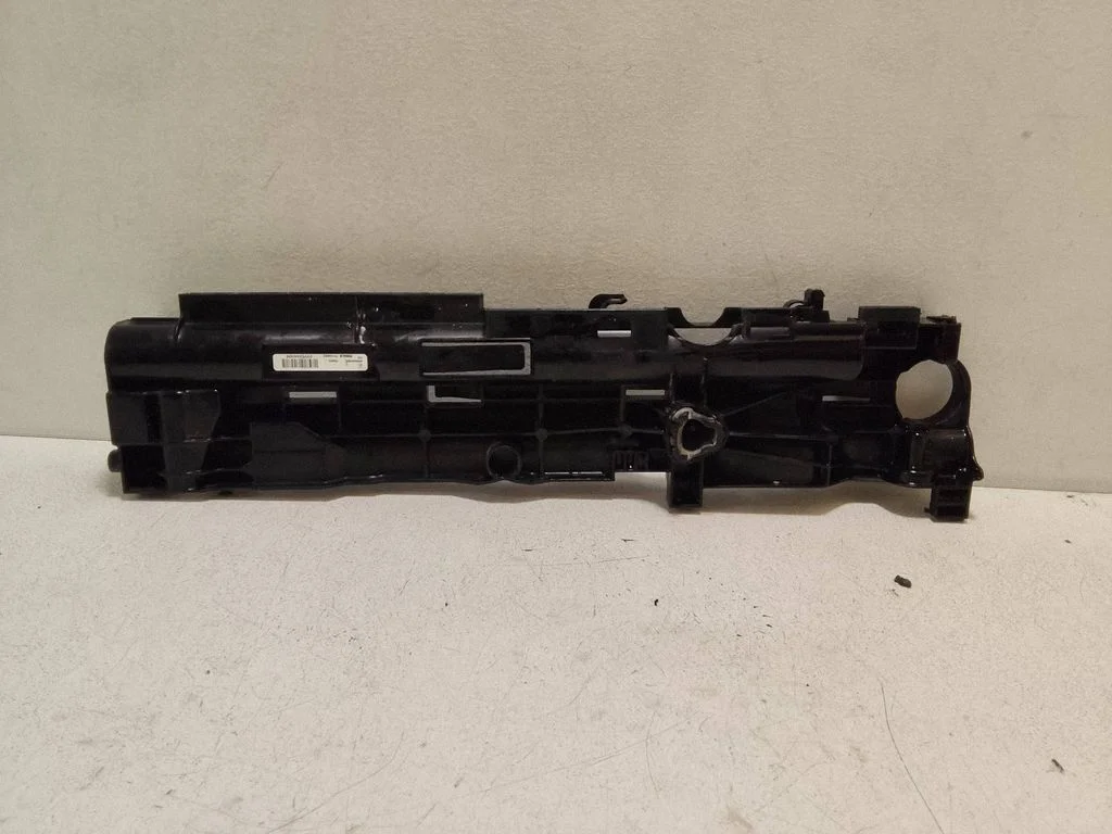 Radiator mount bracket – Mercedes-Benz E-Class W214 (2024-)
